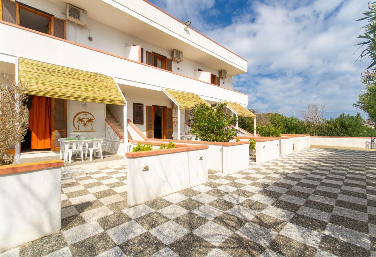 Residence Tre Palme - Localo Torre dell'Orso Εξωτερικό φωτογραφία